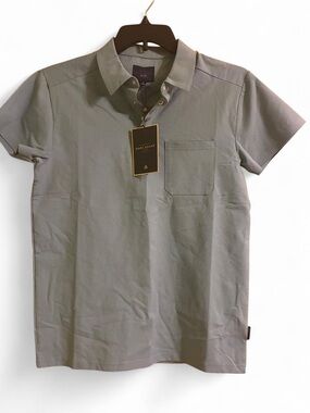 Short-Sleeve Polo in Sage Green with Chest Pocket